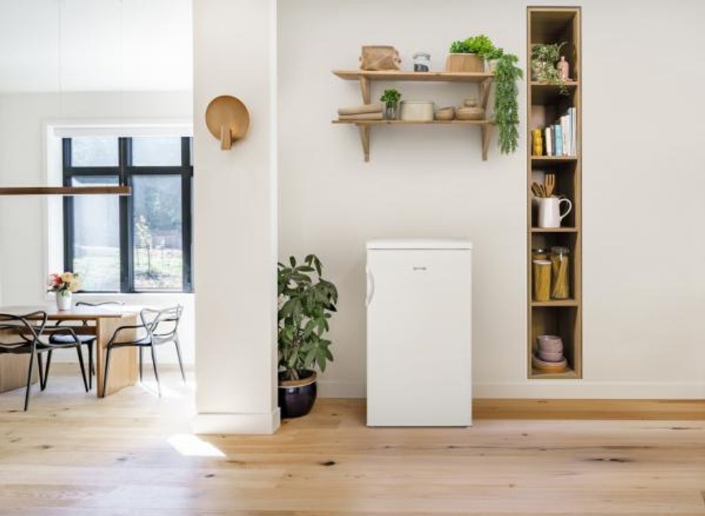 gorenje Freistehend Kühlschrank, 84.5 x 56 x 59.8 cm, Weiß, 133 l, N - T, 37 dB, C, Weiß