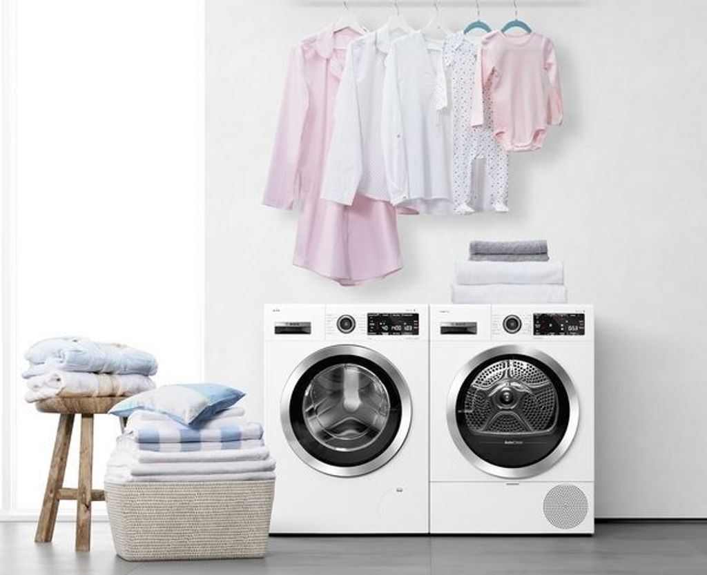 Bosch Serie 4 WTH83V03, Freistehend, Frontlader, Kondensation, Weiß, Drehregler, Rechts