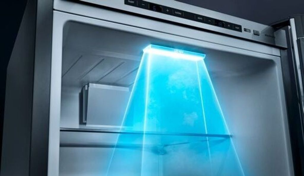 Siemens iQ700 KI51FADE0, 220 l, SN - T, 37 dB, E, Weiß